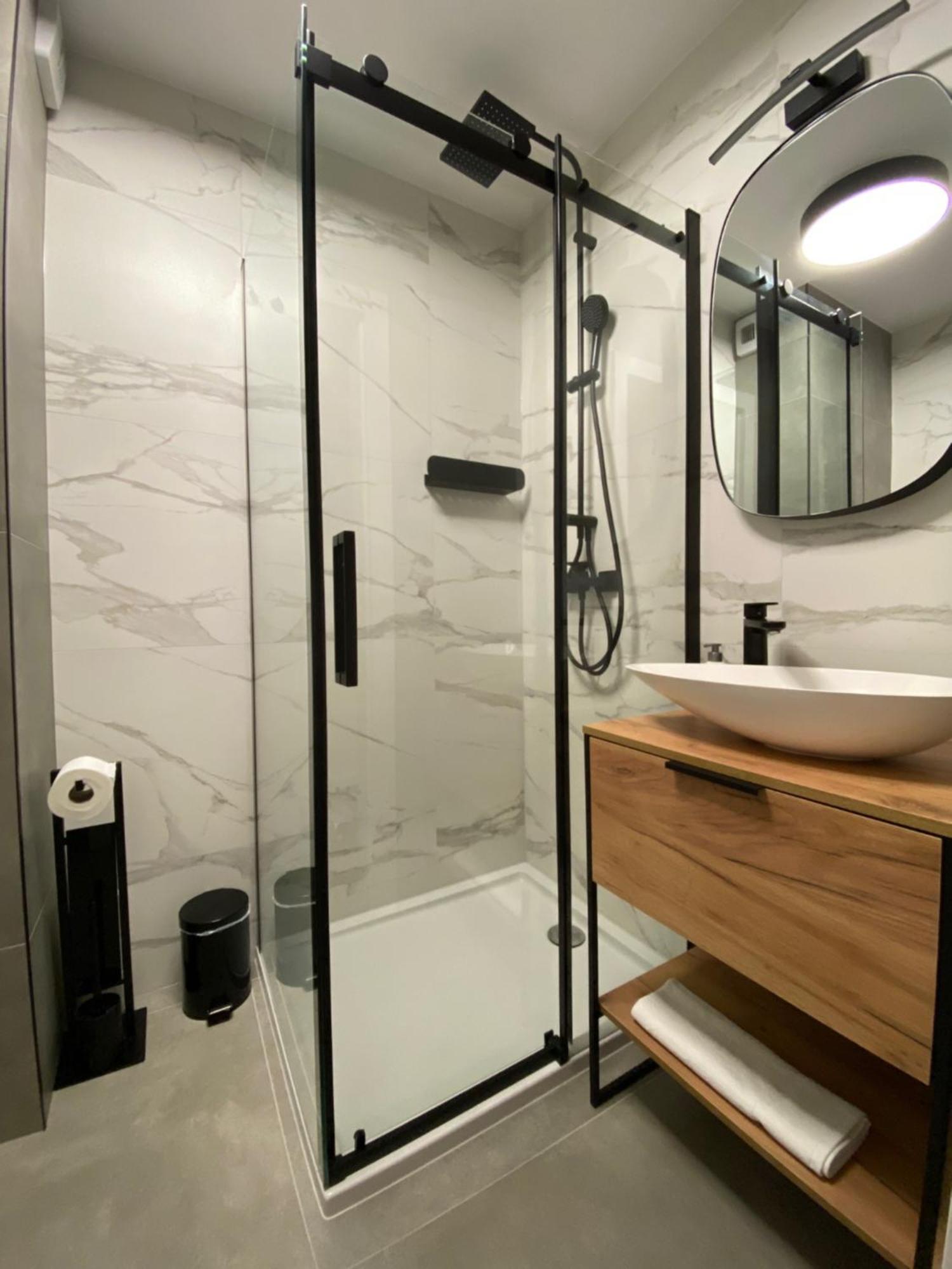 Vistula Avenue Apartment Free Parking, Swimming Pool, Sauna & Gym Krakau Exterior foto