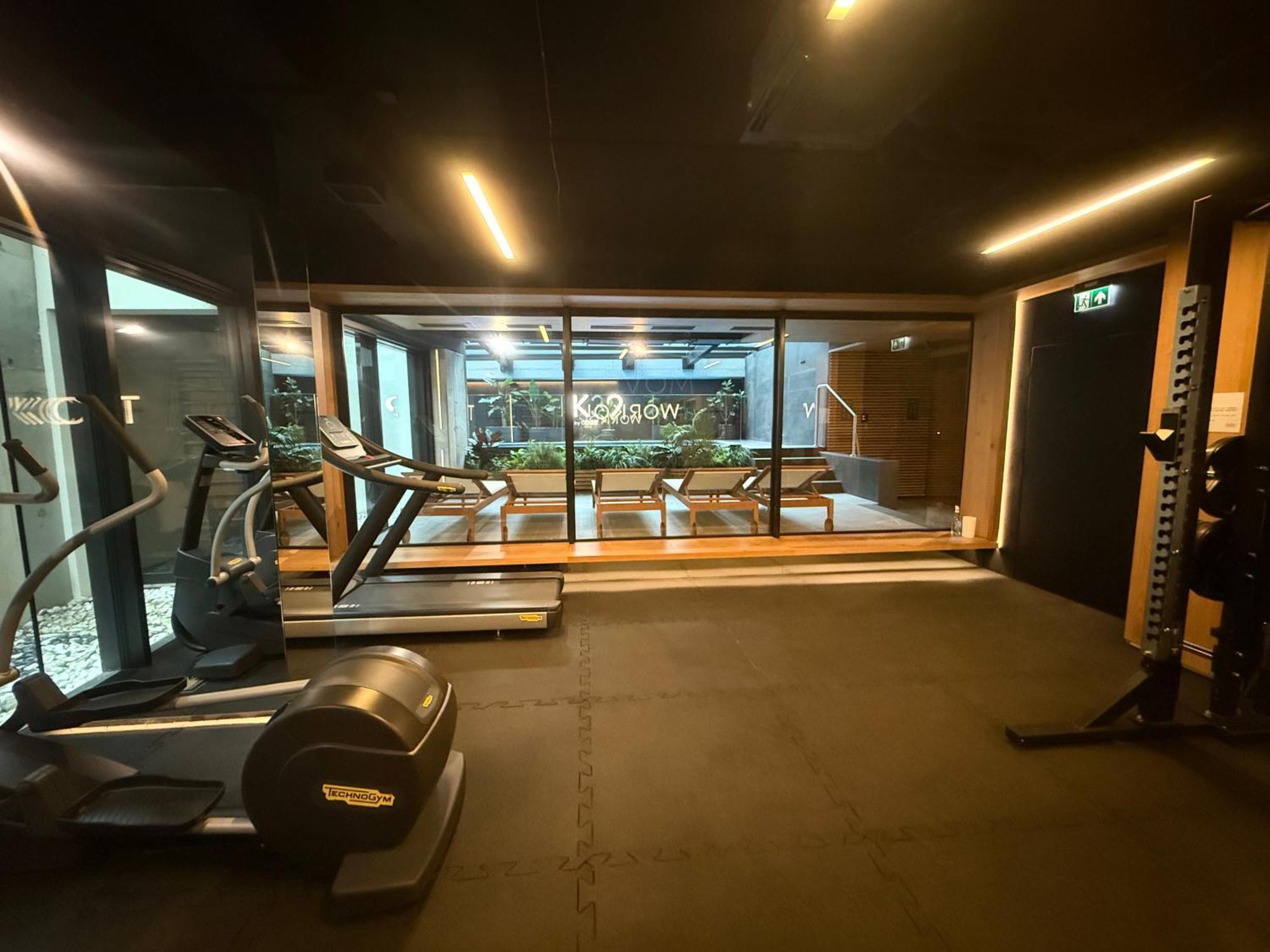 Vistula Avenue Apartment Free Parking, Swimming Pool, Sauna & Gym Krakau Exterior foto